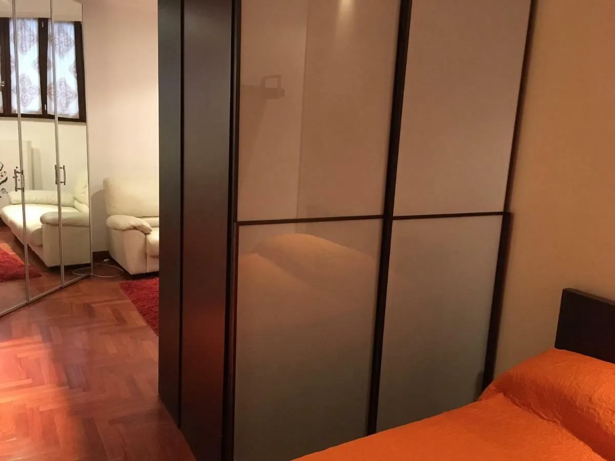 Bracco Suite Naples Apartment